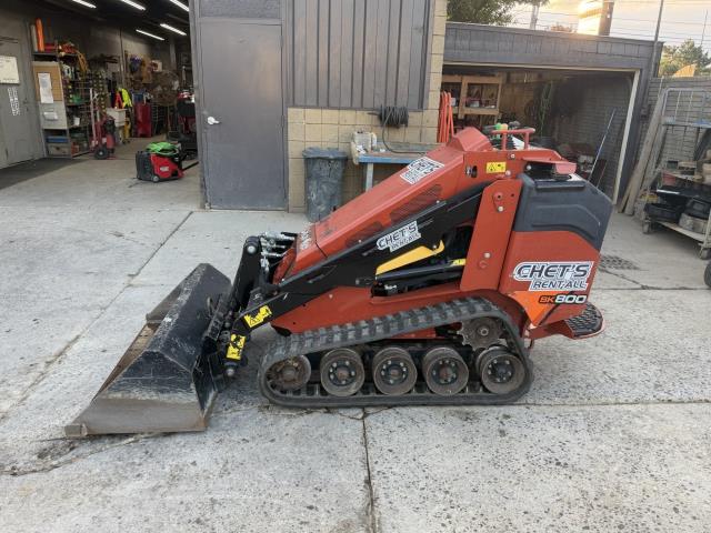 Used Equipment Sales MINI LOADER SK800 in Detroit MI